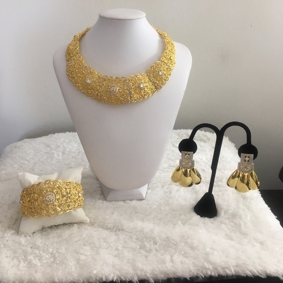 HSN Adrienne Custom Earring Necklace Bracelet Set - Picture 2 of 16